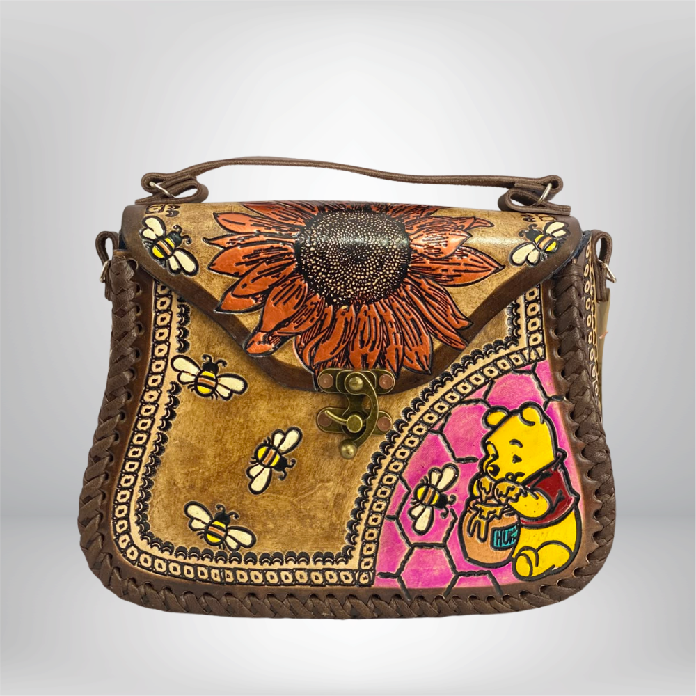 LOLA BEE CINCELADA